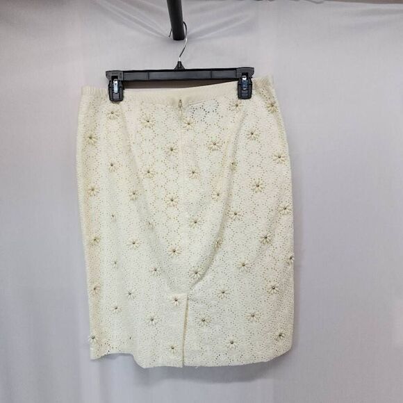 Talbots Size 6 Embroidered Eyelet Daisy Straight Pencil Skirt Womens Cream Lined - Picture 2 of 6